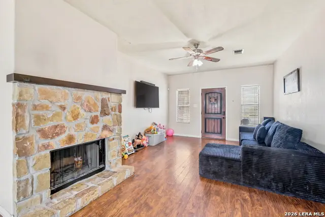 531 Indian Xing, Jourdanton, TX 78026 - #3