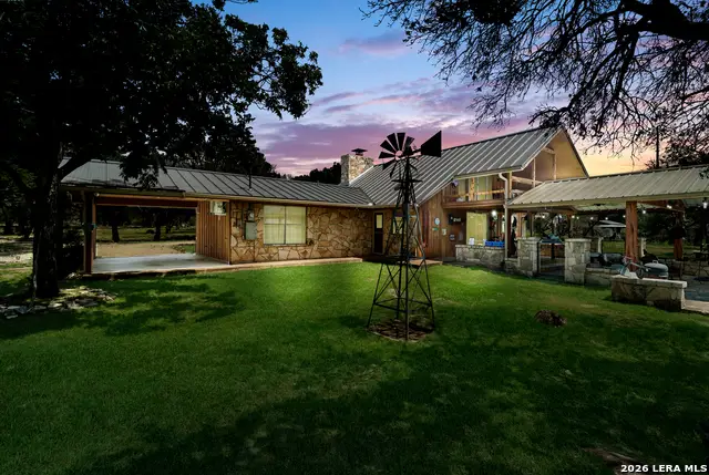 142 Hi Line Dr W, Ingram, TX 78025 - #1