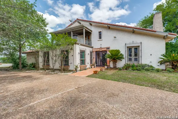 201 Chattington Ct, San Antonio, TX 78213