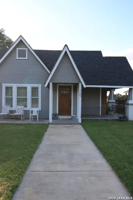 109 E Mayer St, Stockdale, TX 78160 - #3