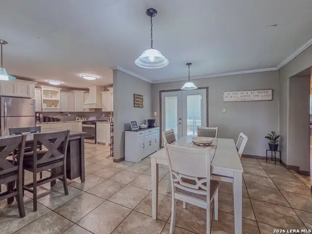 272 Candelario Montalvo Jr, Eagle Pass, TX 78852 - #3