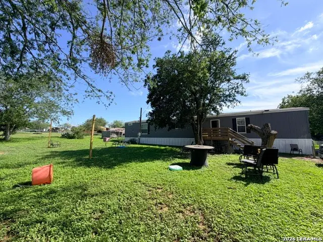 1510 Waltom Ave, Jourdanton, TX 78027 - #2