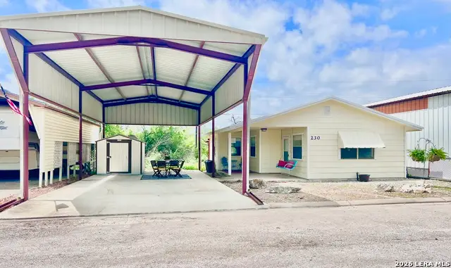 230 De Zavala St, Brackettville, TX 78832 - #2