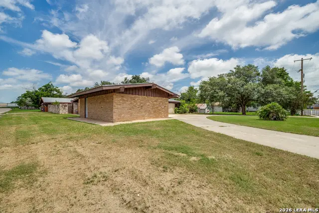 206 Jay Drive, Devine, TX 78016 - #3