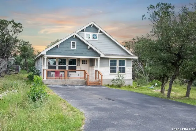 1033 Eagle Flight Dr, Canyon Lake, TX 78133 - #2