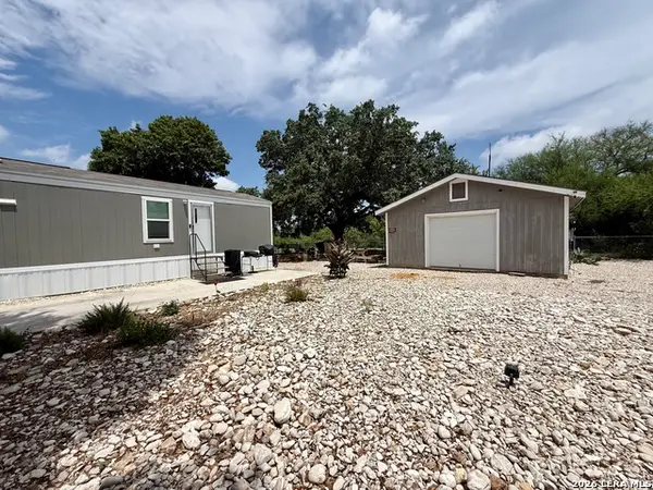 136 Bliss Cir, Brackettville, TX 78832