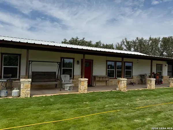 1812 UNIT B Cr 240, Rocksprings, TX 78880