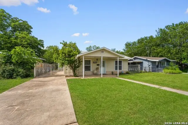 3627 W Poplar St, San Antonio, TX 78228 - #3