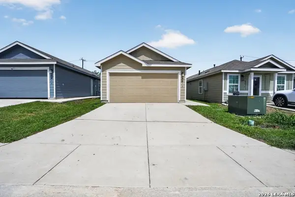 8272 Piedra Medina, San Antonio, TX 78252