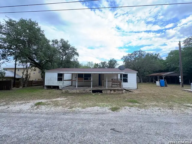 177 Cherokee Trl, Lakehills, TX 78063 - #2