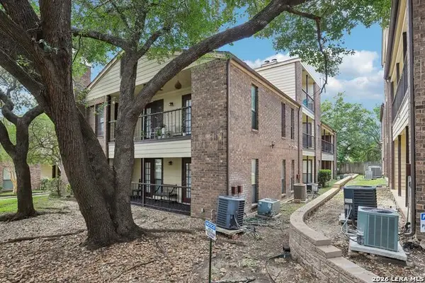2542 Babcock #D202, San Antonio, TX 78229