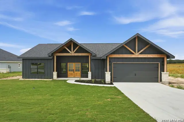 109 Merion Ln, La Vernia, TX 78121 - #1