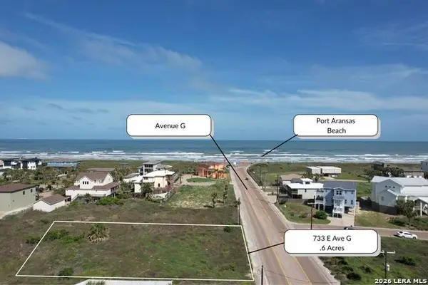733 E Avenue G, Port Aransas, TX 78373