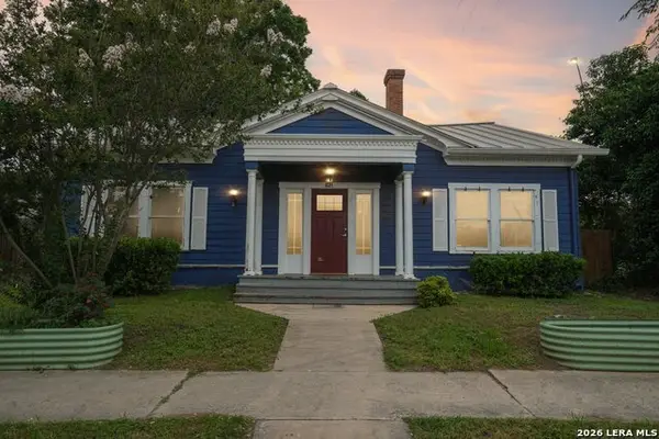 821 E Quincy St, San Antonio, TX 78215
