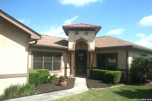 138 Private Road 4625 #9, Castroville, TX 78009
