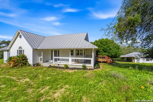 230 Broken Arrow, Floresville, TX 78114 - #1