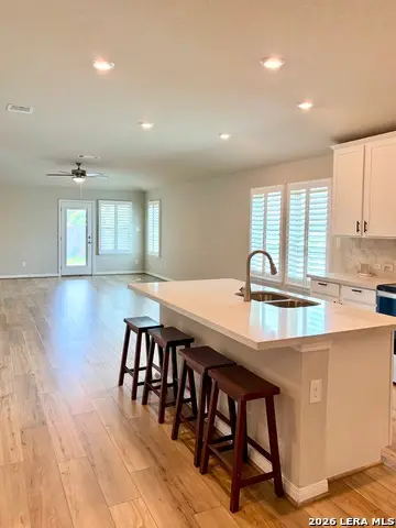 1281 Carl Gln, New Braunfels, TX 78130 - #2