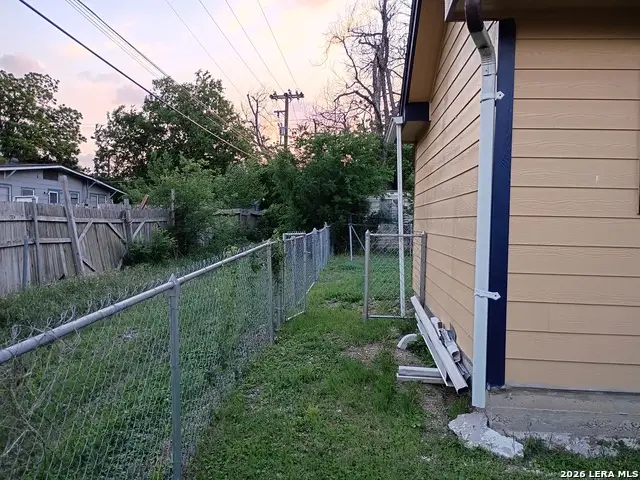 350 Pilgrim Dr, San Antonio, TX 78213 - #2