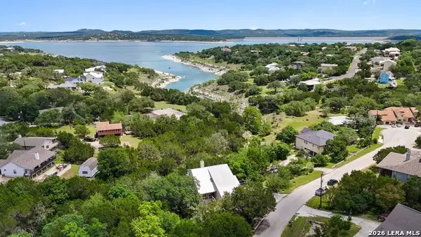 971 Barbara Dr, Canyon Lake, TX 78133