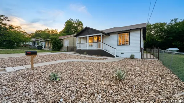 2323 E Crockett St, San Antonio, TX 78202