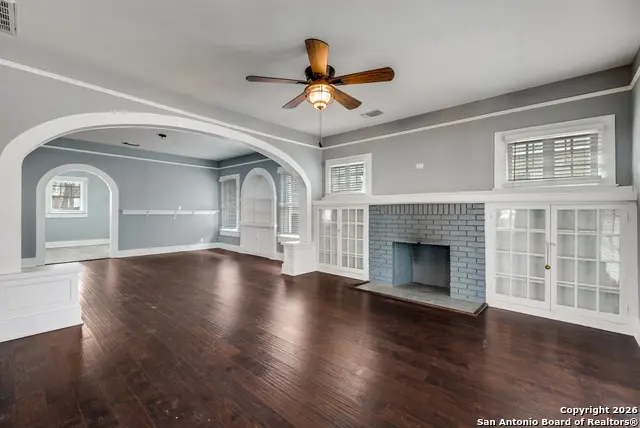 830 W Craig Pl, San Antonio, TX 78212 - #3