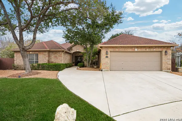 7 Greens Shadow, San Antonio, TX 78216