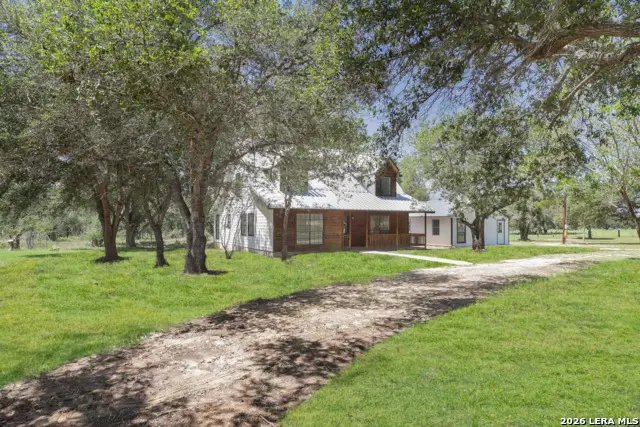 6721 Cr 401, Floresville, TX 78114 - #2