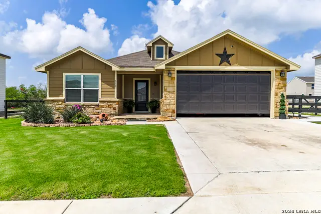 615 Cadena Loop, Kenedy, TX 78119 - #1