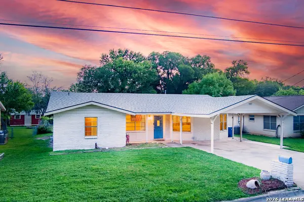 1107 Donna Kay Dr., Kerrville, TX 78028