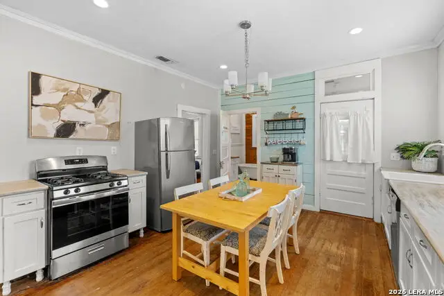 103 Saint Charles, San Antonio, TX 78202 - #2
