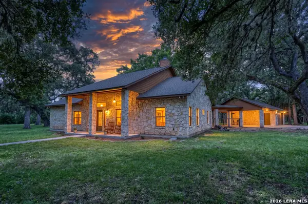 382 Arboles Ct, ConCan, TX 78801