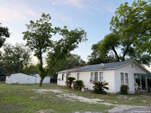 1828 W Mill St, New Braunfels, TX 78130 - #3
