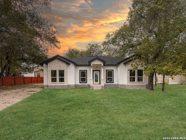 23031 Fawn Trail Dr, Elmendorf, TX 78112 - #2