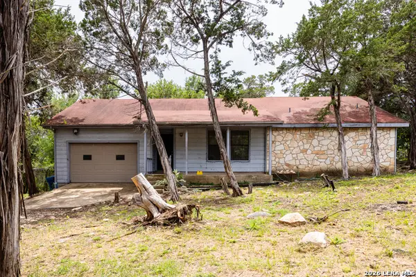 127 White Tail Dr, Kerrville, TX 78028