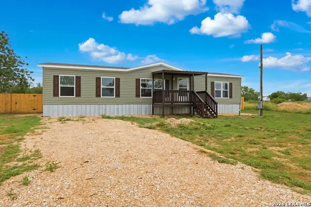 11859 Jarratt Rd, Atascosa, TX 78002 - #1