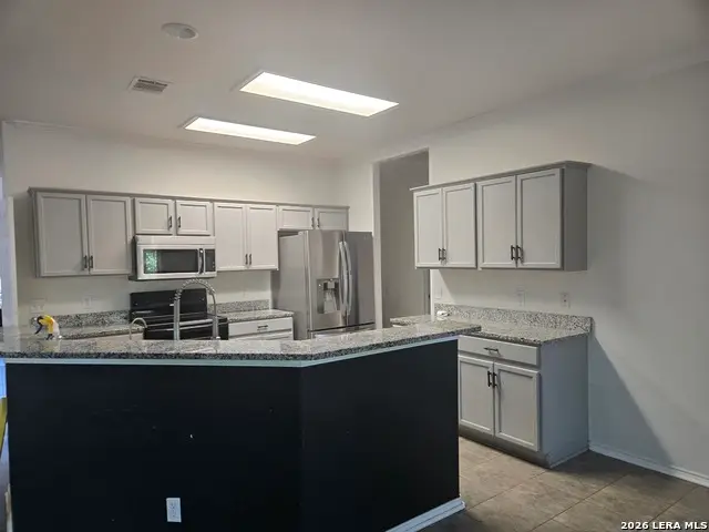 535 Willow Grove Dr, San Antonio, TX 78245 - #3