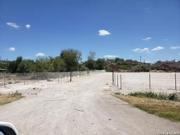 1157 State Loop 480 #2, Eagle Pass, TX 78852