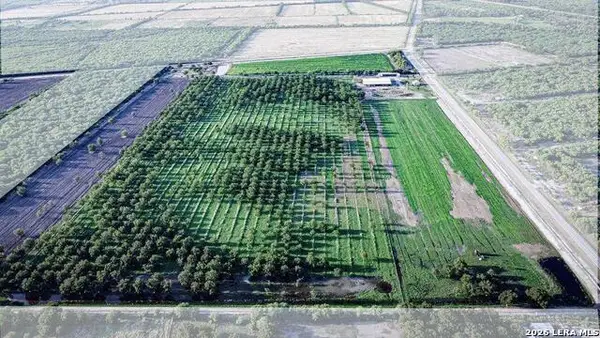 LOT B Fm 1908, Quemado, TX 78877