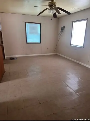 265 Monroe St South, Eagle Pass, TX 78852 - #3