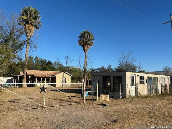 20214 N Us Hwy 277, Quemado, TX 78877