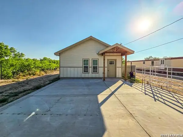 3122 Rosita Valley Rd., Eagle Pass, TX 78852