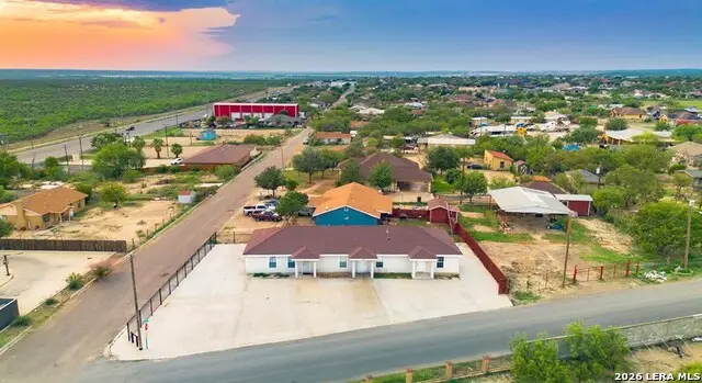 423 Fresno Street, Eagle Pass, TX 78852 - #2
