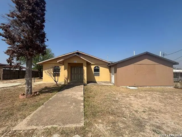3651 Deer Run Blvd, Eagle Pass, TX 78852 - #1