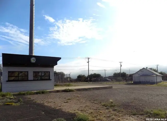 2173 Second St., Eagle Pass, TX 78852 - #2