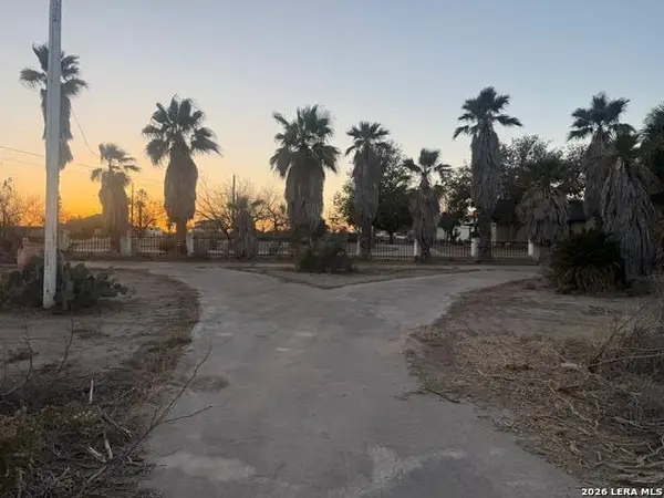 25 W Skyview Dr., Del Rio, TX 78840