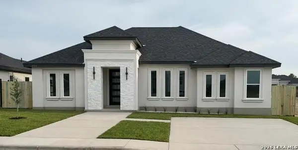 820 Ceniza Drive, Eagle Pass, TX 78852