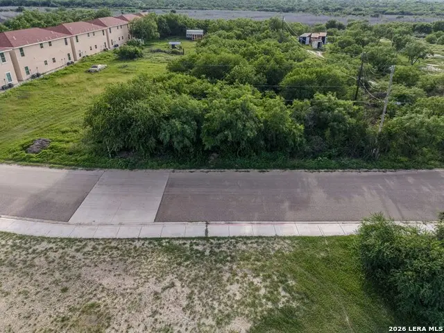 425 Riverside Dr., Eagle Pass, TX 78852 - #3