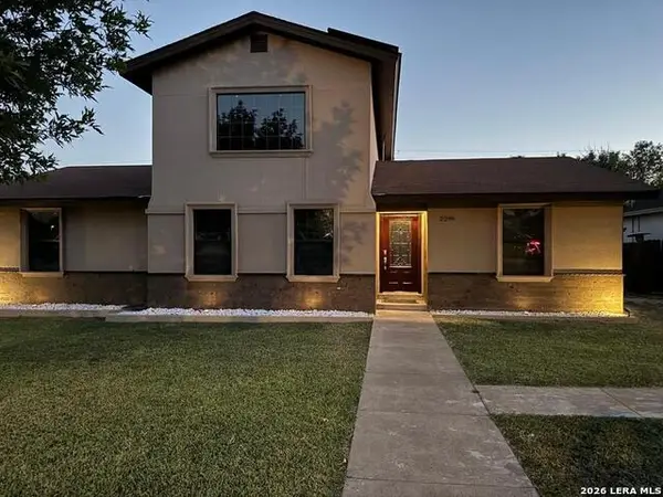 2296 Maria Del Refugio, Eagle Pass, TX 78852