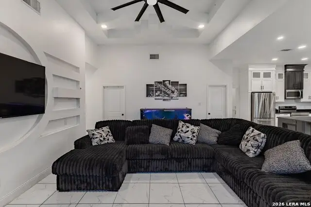 2330 Rio Pecos Dr., Eagle Pass, TX 78852 - #3