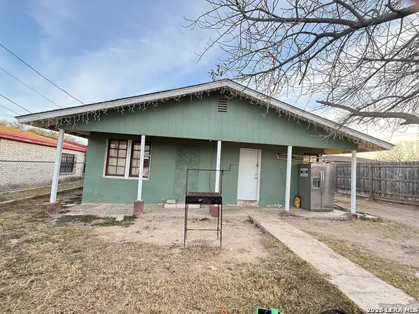 1808 King Arthur St., Eagle Pass, TX 78852